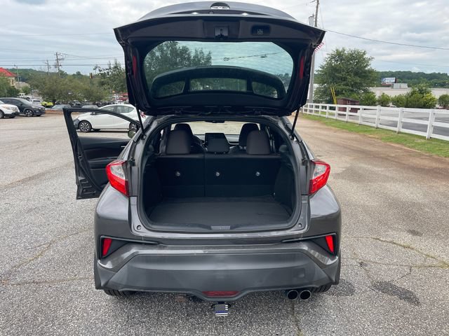 Used 2019 Toyota C-HR Limited FWD image 16