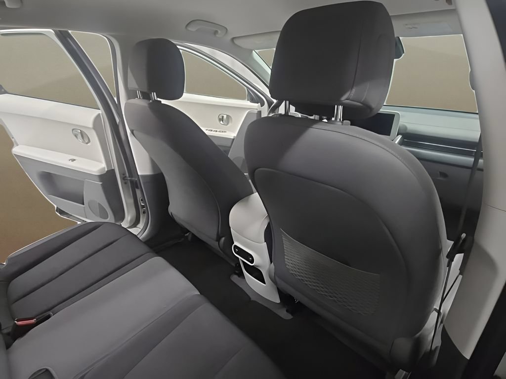 Certified 2024 Hyundai Ioniq 5 SEL AWD/4WD image 17