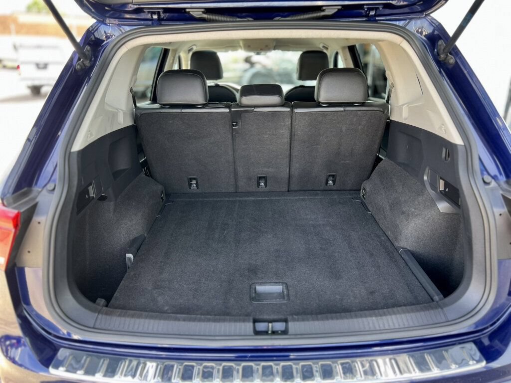 Used 2021 Volkswagen Tiguan SEL AWD/4WD image 8