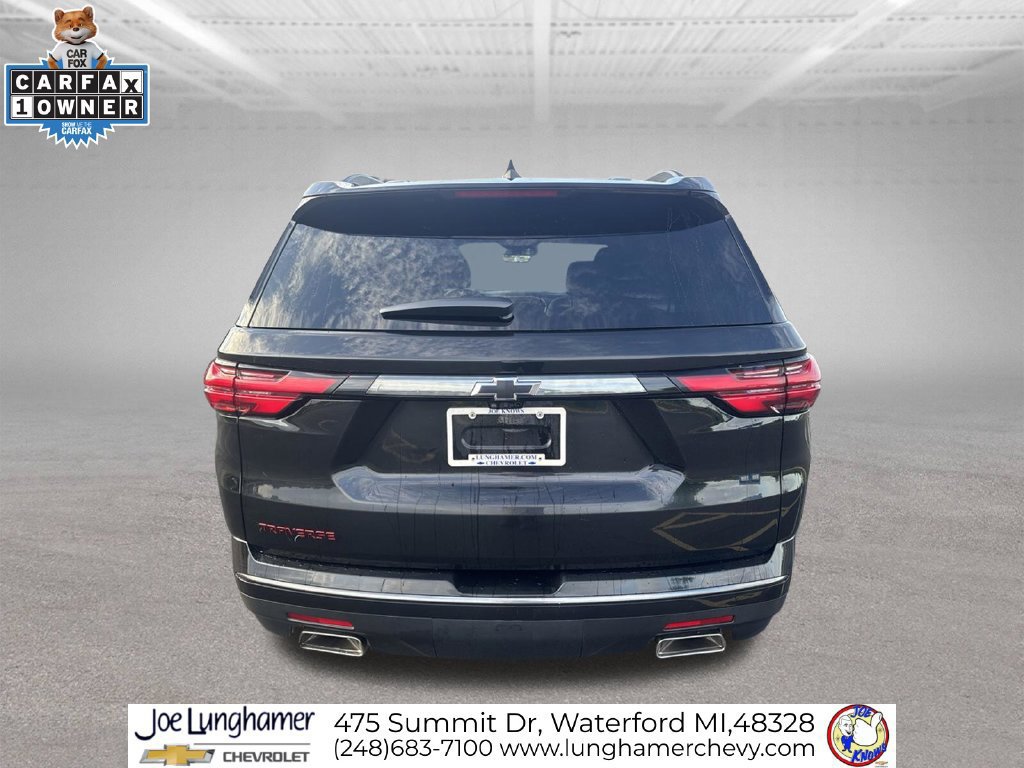 Used 2023 Chevrolet Traverse Premier w/ Redline Edition FWD image 4
