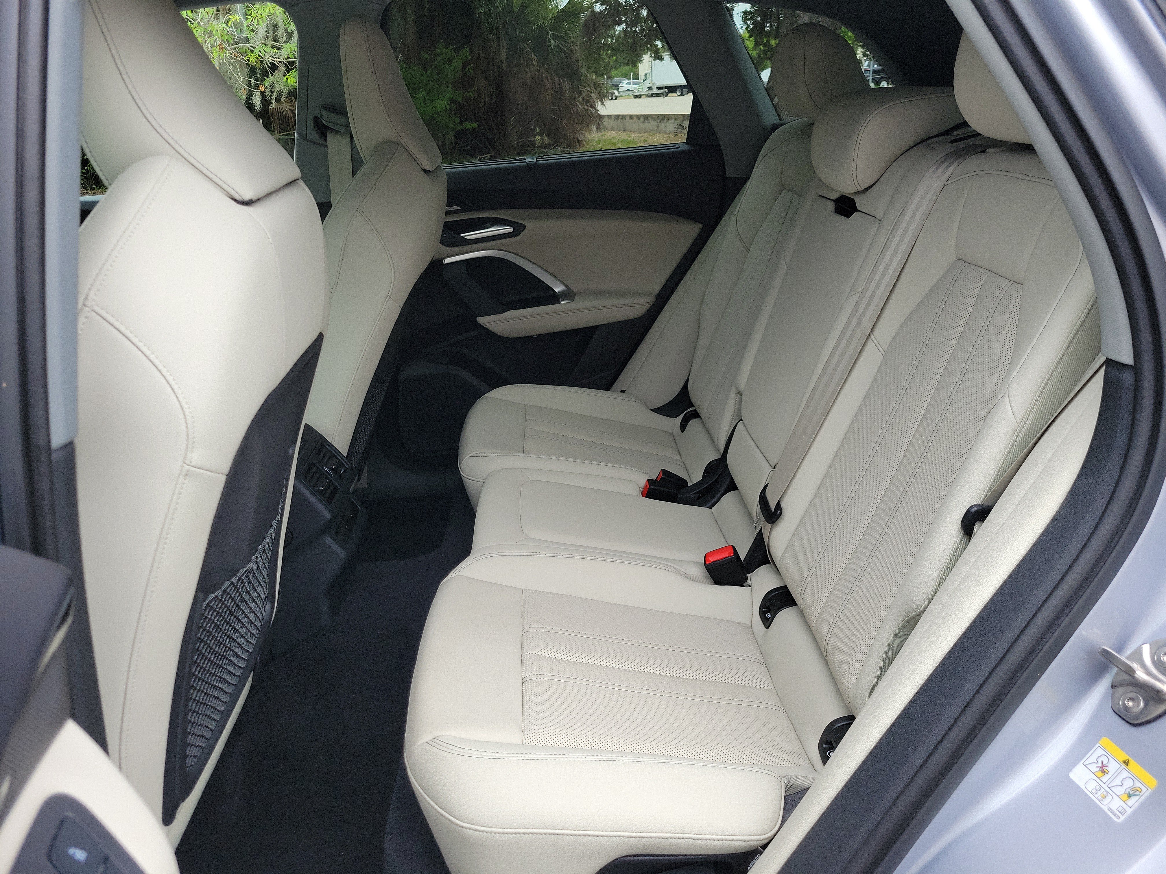 Certified 2025 Audi Q5 Premium Plus w/ Premium Plus AWD/4WD image 16