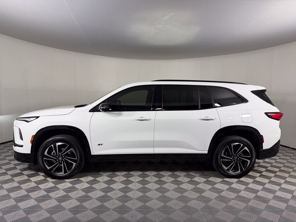Used 2026 Buick Enclave Sport Touring FWD image 6