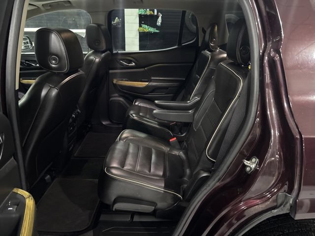 Used 2017 GMC Acadia Denali w/ Technology Package FWD image 12