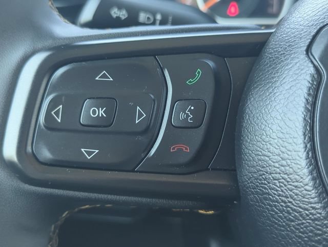 Used 2024 Jeep Gladiator Overland AWD/4WD image 15
