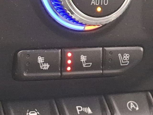 Used 2020 GMC Sierra 1500 SLT w/ SLT Premium Plus Package image 29