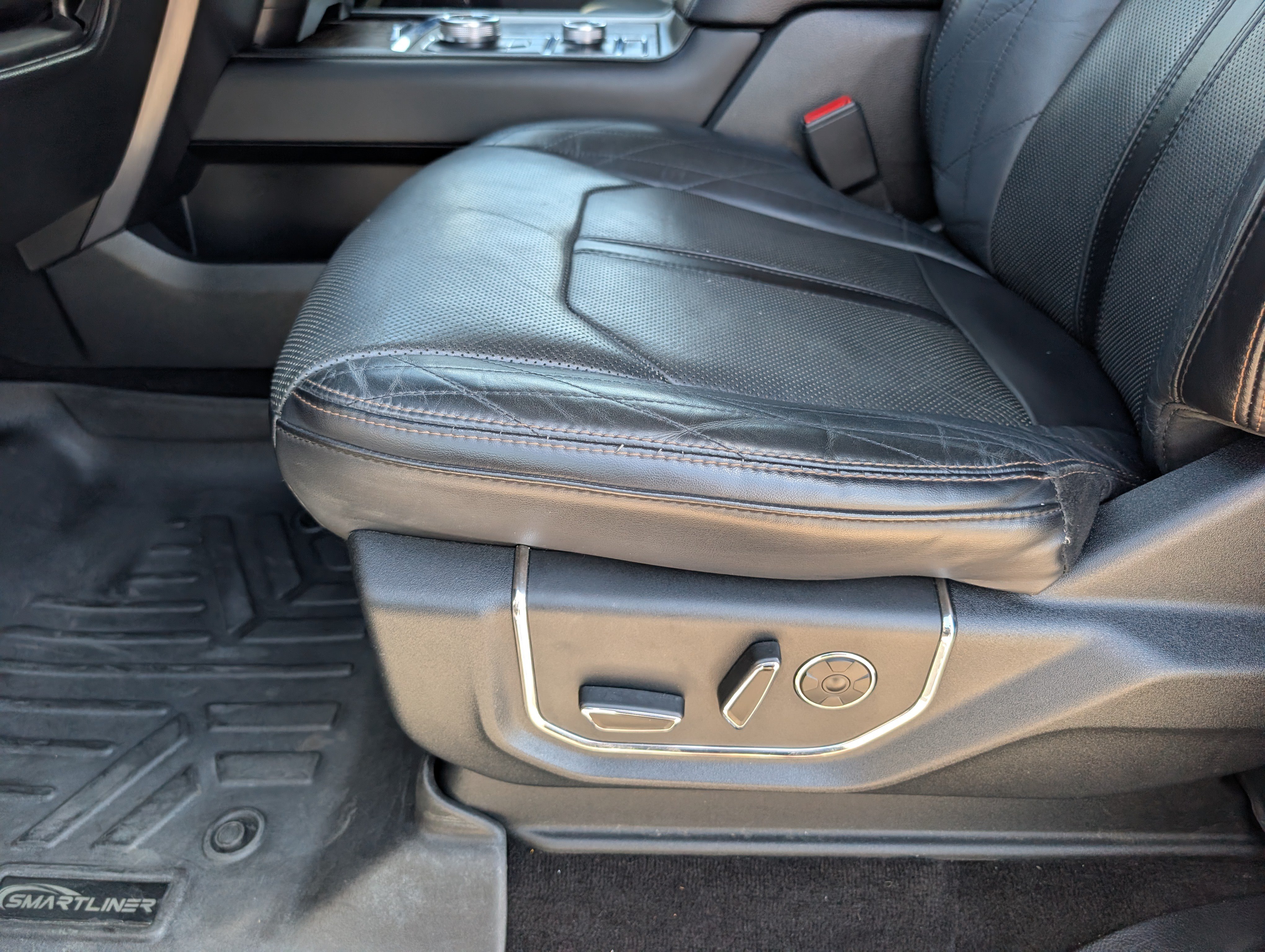 Used 2019 Ford Expedition Max Platinum AWD/4WD image 10