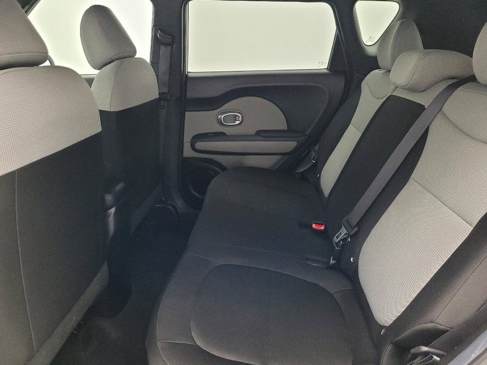 Used 2019 Kia Soul image 18