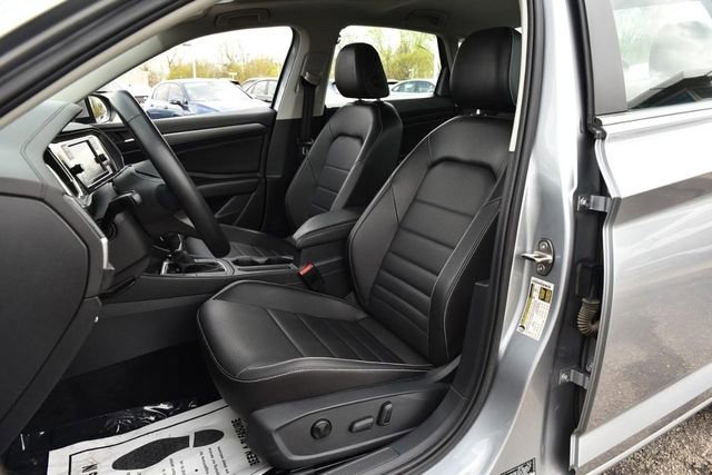 Used 2022 Volkswagen Jetta SE image 20