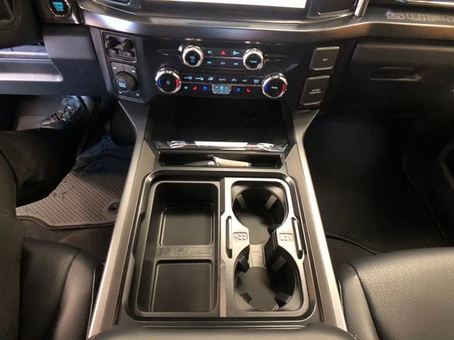 New 2026 Ford F250 Lariat w/ Black Appearance Package image 20