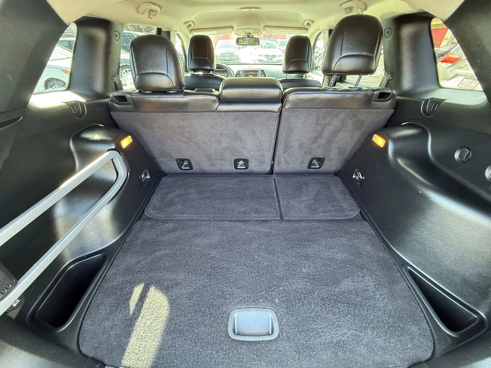 Used 2017 Jeep Cherokee Latitude w/ True North Edition image 10