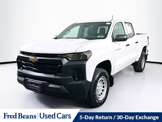 Used 2023 Chevrolet Colorado W/T w/ LPO, Pro Essentials Package AWD/4WD image 3
