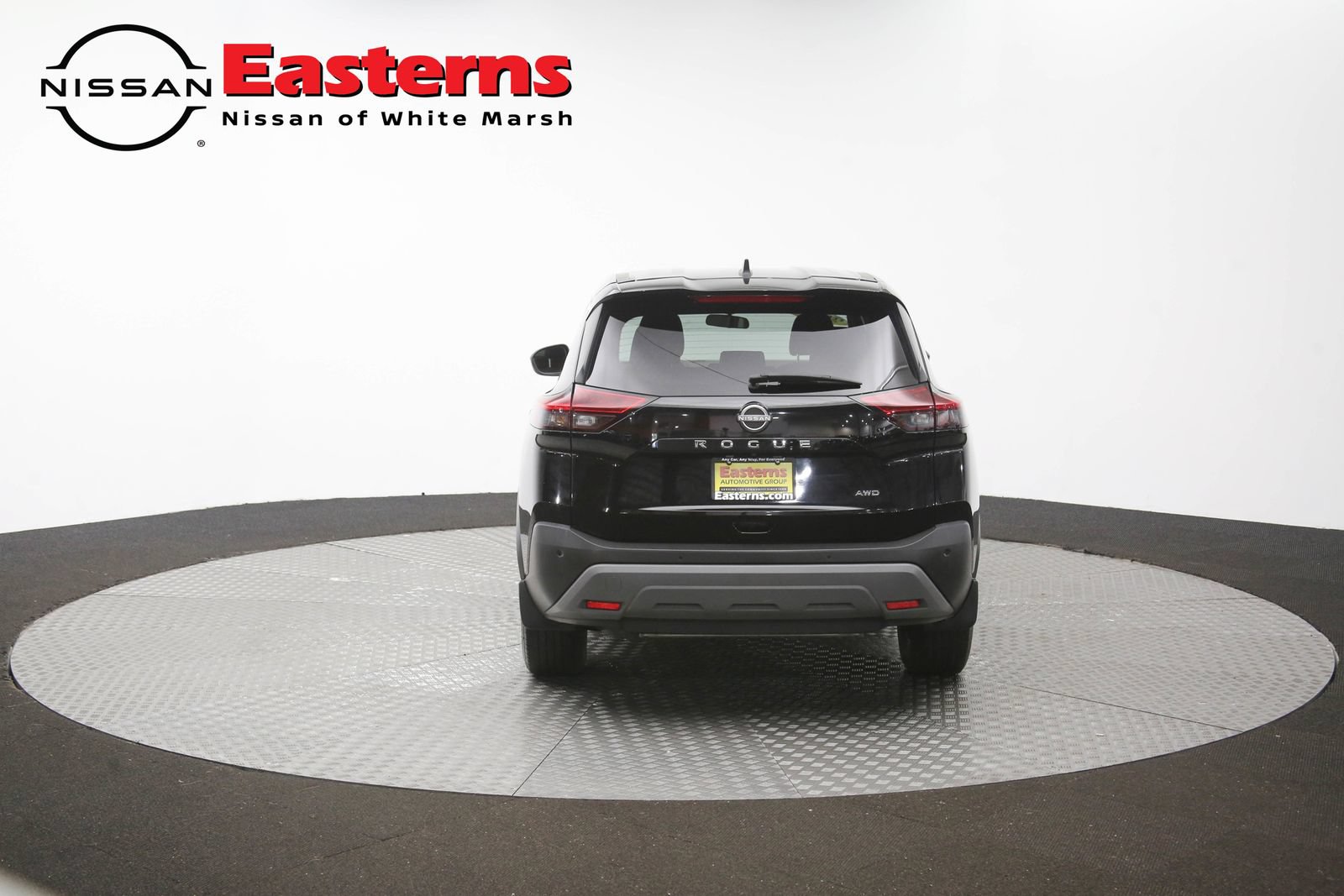 Used 2023 Nissan Rogue S AWD/4WD image 32