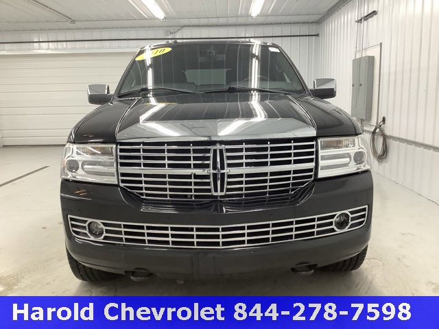 Used 2010 Lincoln Navigator L 4WD image 2