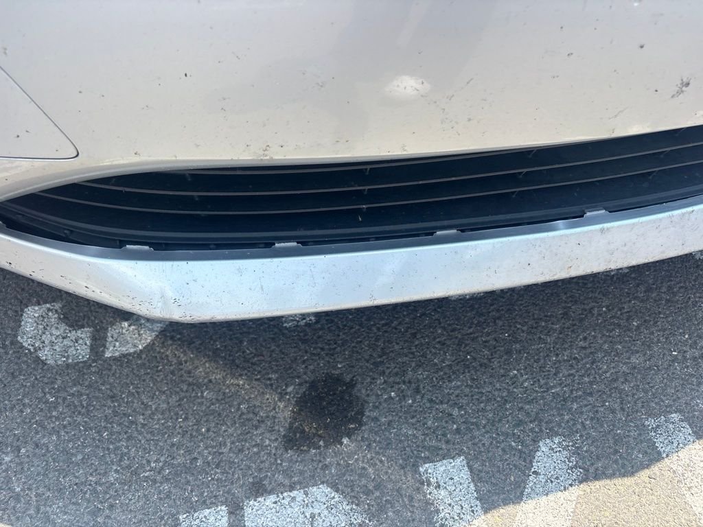 Used 2018 Toyota Prius Two w/ Prius Two Safety Plus Package FWD image 4