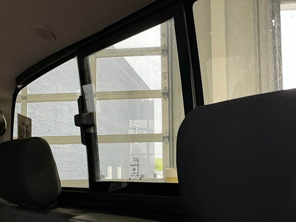 Used 2024 Nissan Frontier SV w/ SV Convenience Package image 23