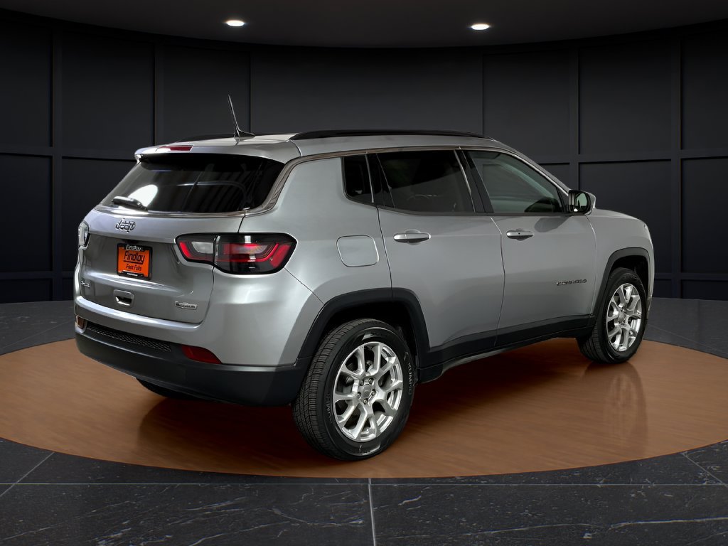 Certified 2022 Jeep Compass Latitude w/ Sun and Sound Group AWD/4WD image 5