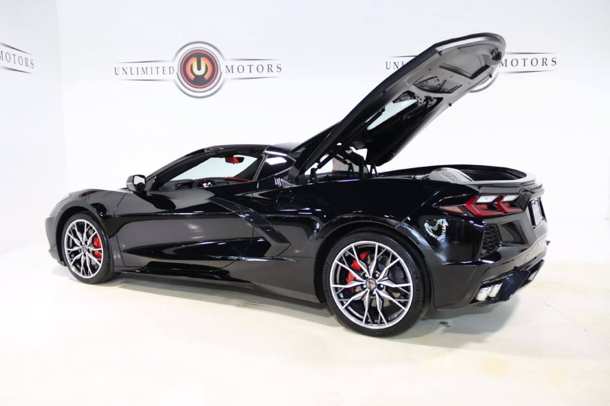 Used 2024 Chevrolet Corvette Stingray Preferred Cpe w/ 2LT RWD image 30