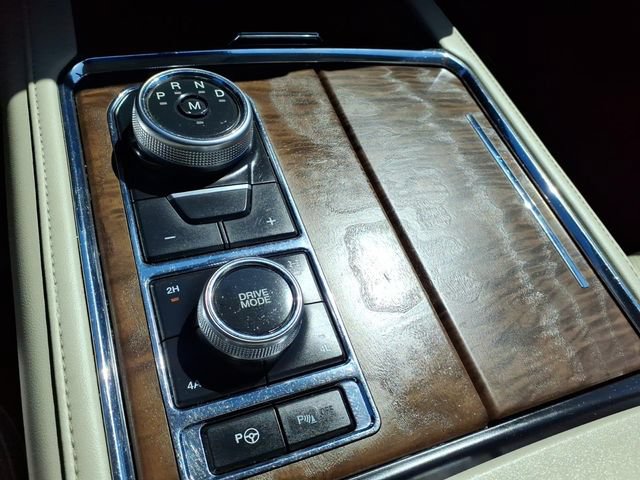 Used 2019 Ford Expedition Max Platinum AWD/4WD image 23