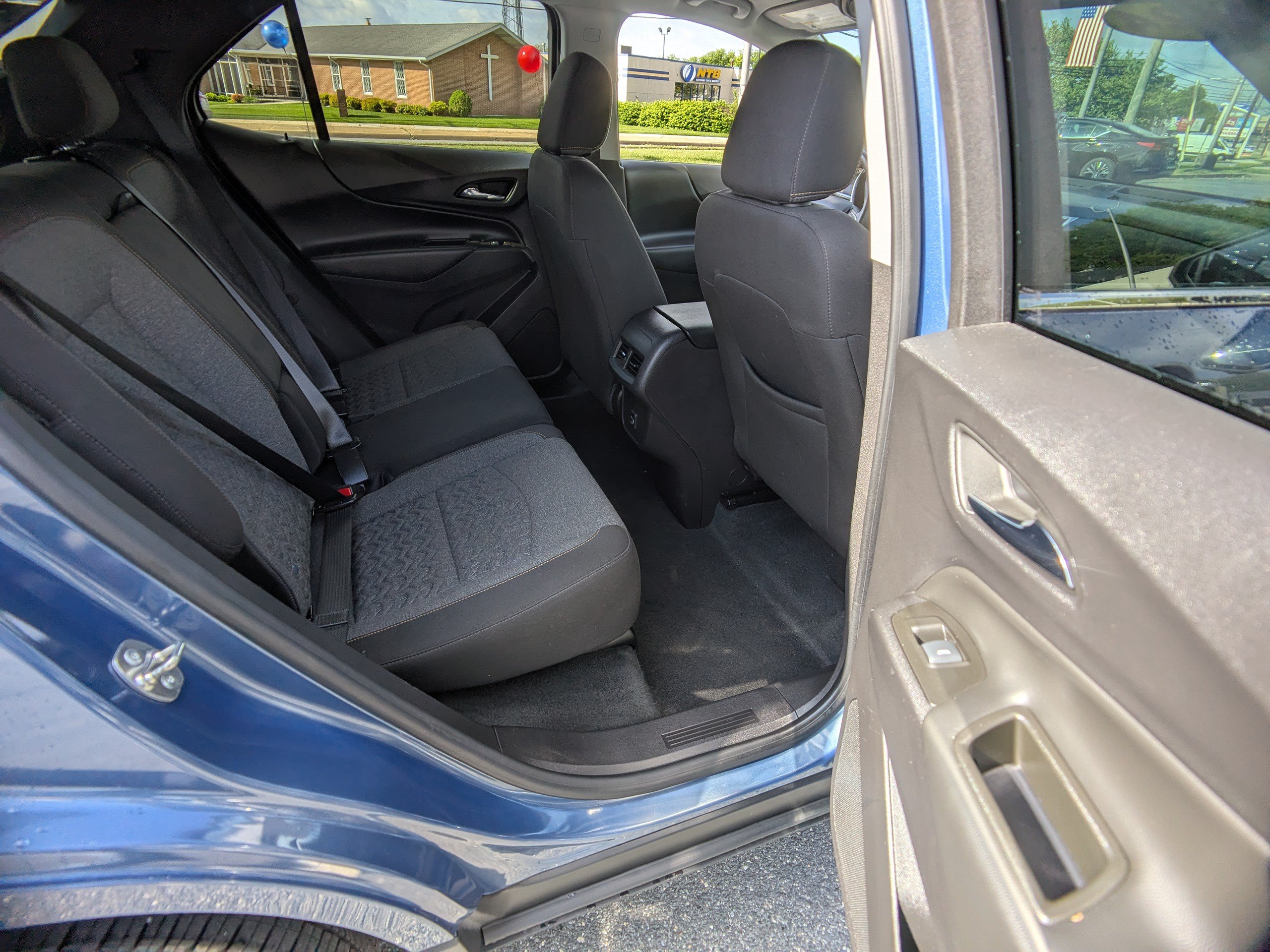 Used 2024 Chevrolet Equinox LT AWD/4WD image 13
