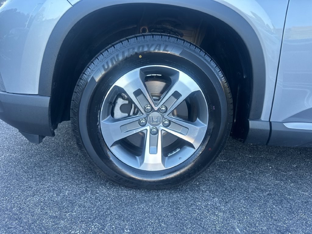 Used 2025 Honda Pilot EX-L image 27