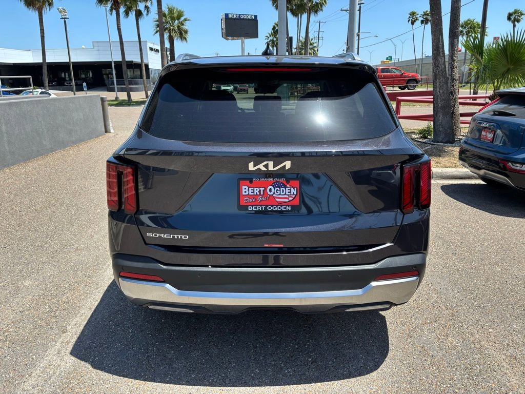 New 2025 Kia Sorento S w/ Panoramic Sunroof Package image 6