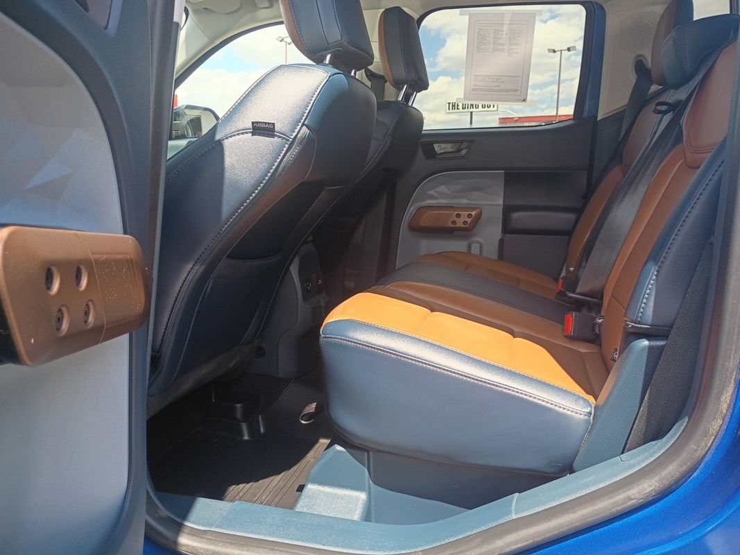 Used 2024 Ford Maverick Lariat w/ FX4 Off-Road Package AWD/4WD image 19
