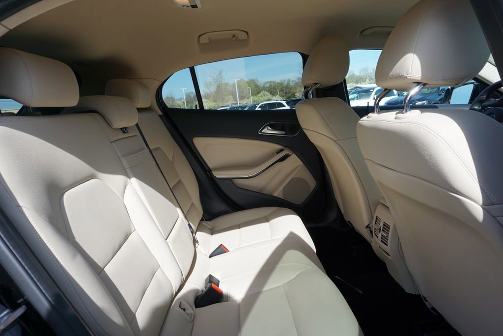 Used 2019 Mercedes-Benz GLA 250 4MATIC image 26