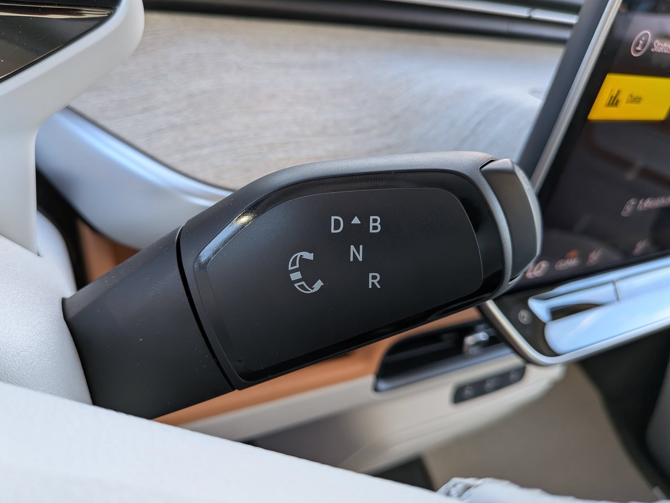New 2025 Volkswagen ID. Buzz 1st Edition AWD/4WD image 16