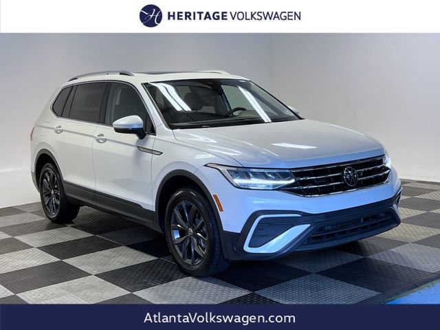 Certified 2023 Volkswagen Tiguan SE w/ Panoramic Sunroof Package