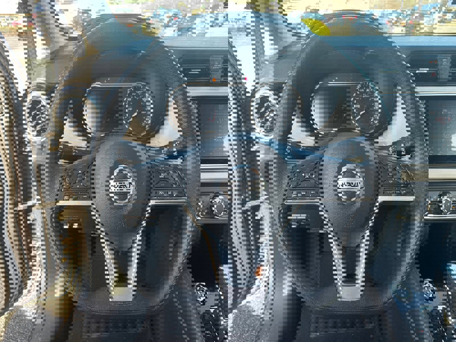 Used 2021 Nissan Versa SV image 22