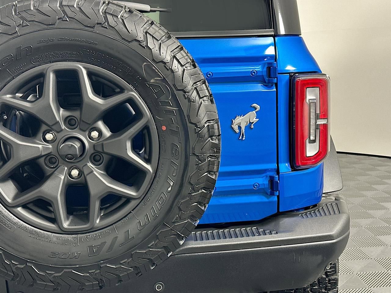 Used 2025 Ford Bronco Badlands image 23
