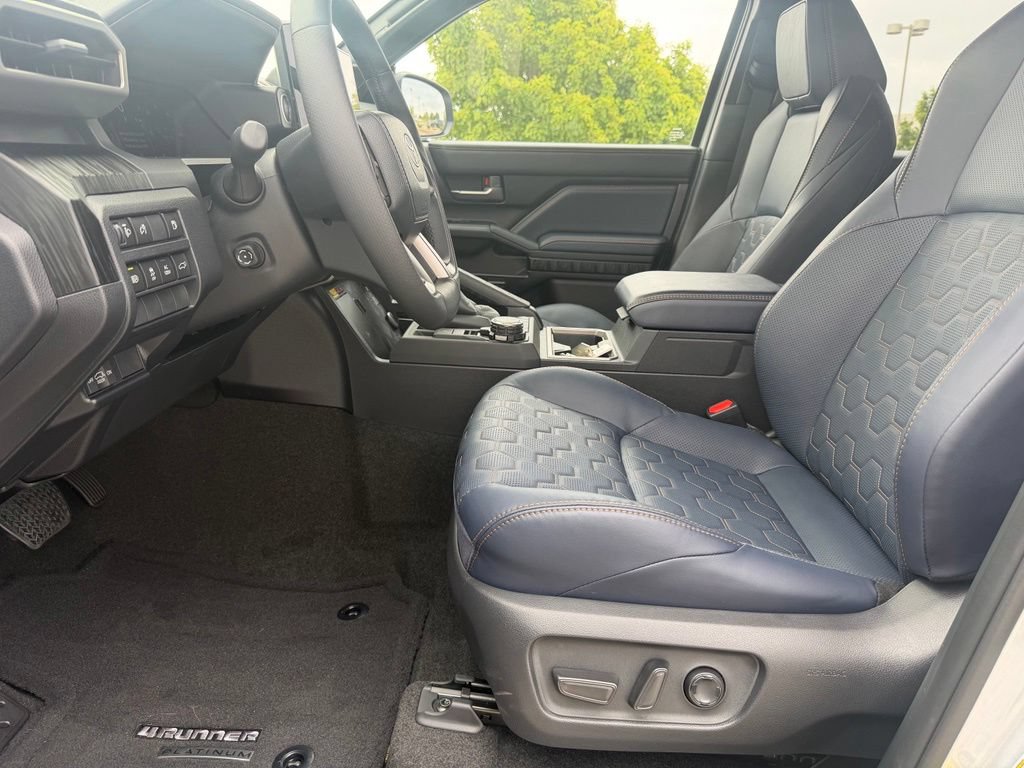 Used 2026 Toyota 4Runner Platinum AWD/4WD image 11