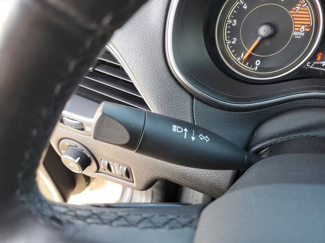 Used 2020 Jeep Cherokee Trailhawk w/ Technology Group image 24