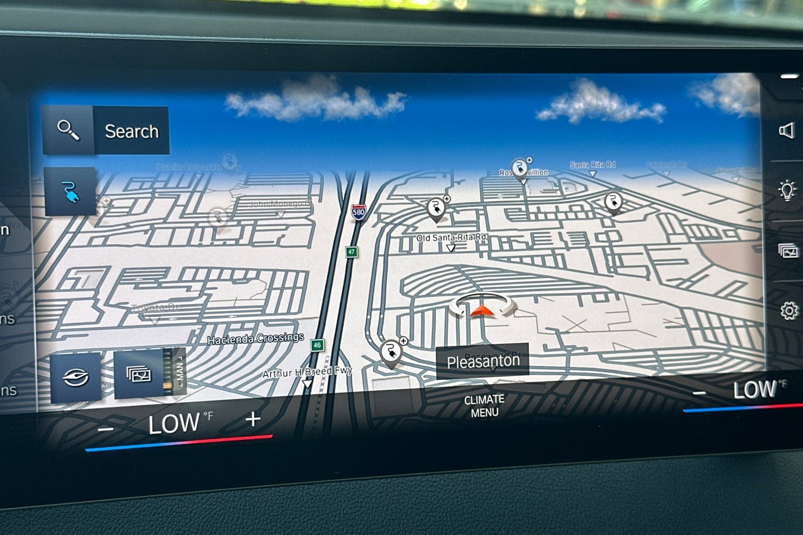 Certified 2023 BMW iX xDrive50 w/ Sport Package image 24