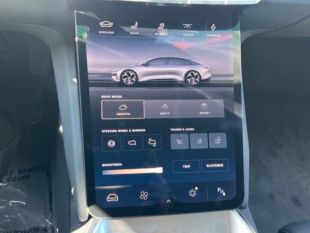 Used 2025 Lucid Air Touring AWD/4WD image 11