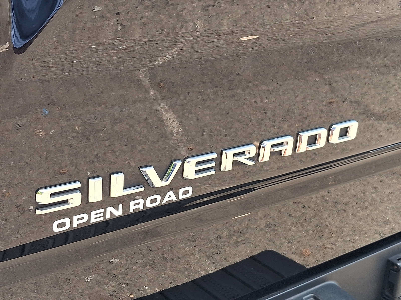 Used 2023 Chevrolet Silverado 1500 RST AWD/4WD image 29