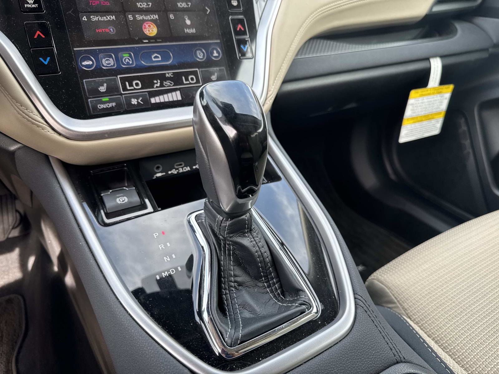 Used 2025 Subaru Outback Premium image 24