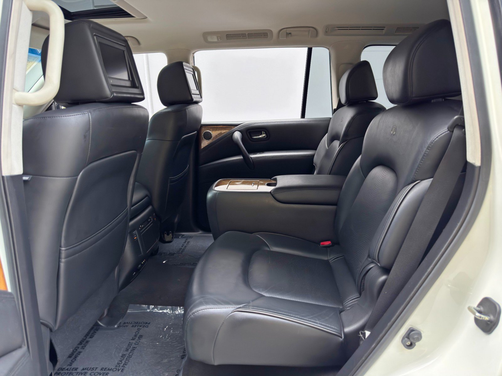 Used 2014 INFINITI QX80 4WD w/ Theater Package image 45