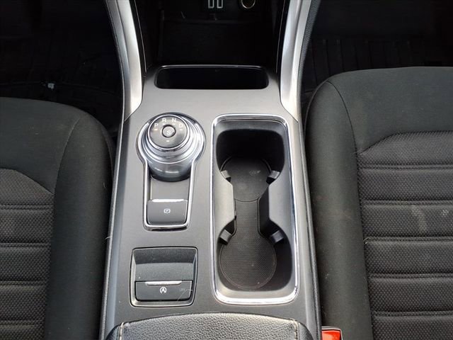 Used 2019 Ford Fusion SE image 19