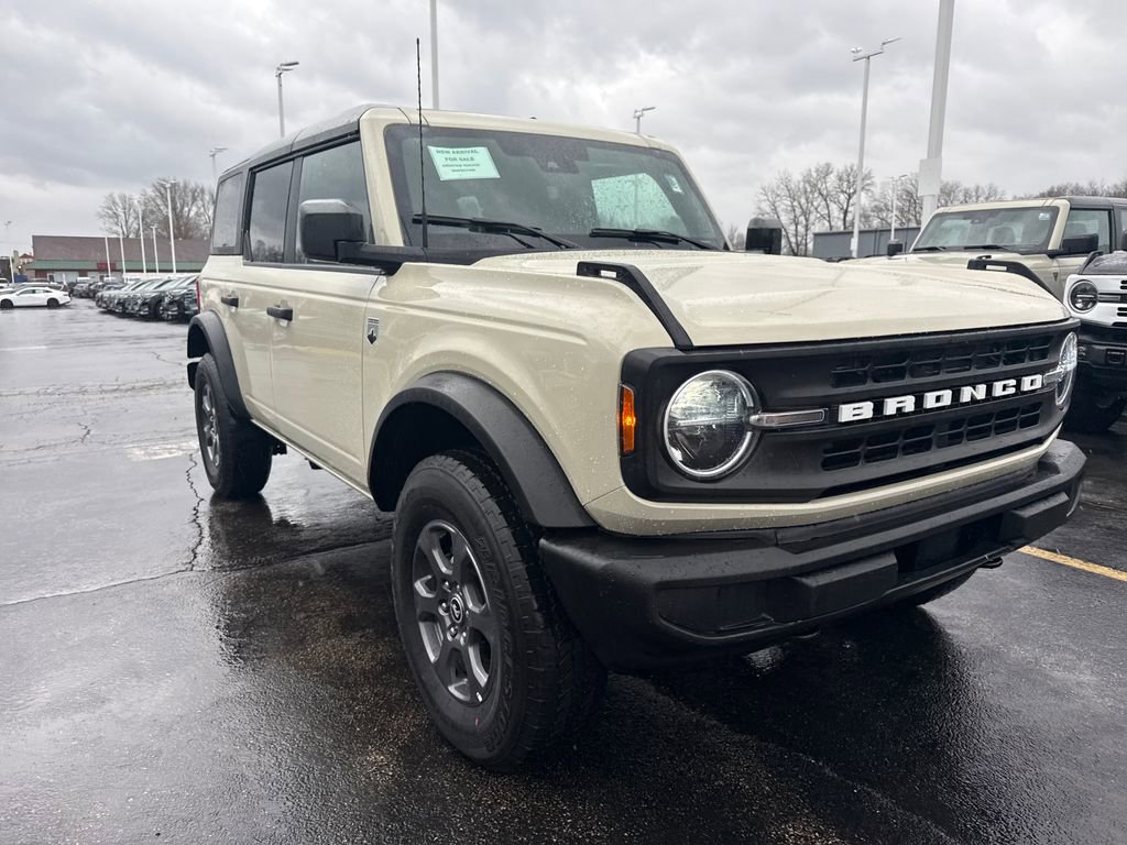 Used 2025 Ford Bronco Big Bend AWD/4WD image 4
