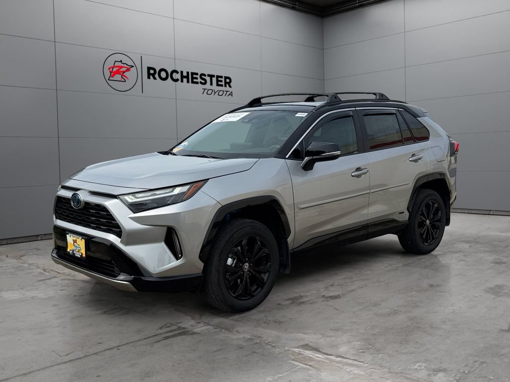 Used 2024 Toyota RAV4 XSE w/ Weather Package AWD/4WD image 7