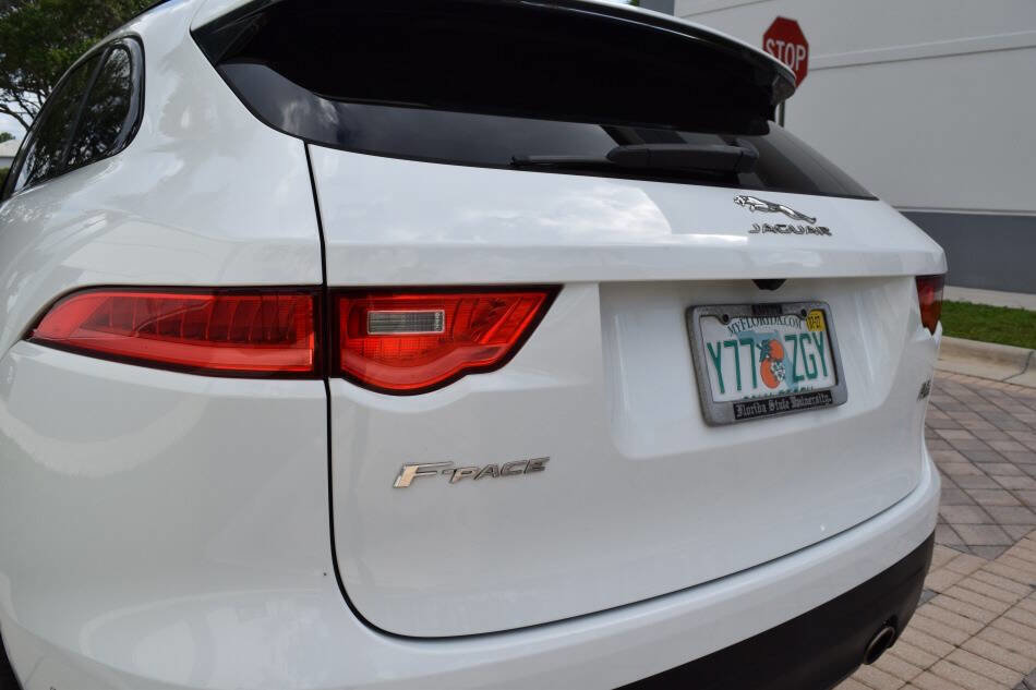Used 2019 Jaguar F-PACE R-Sport AWD/4WD image 23