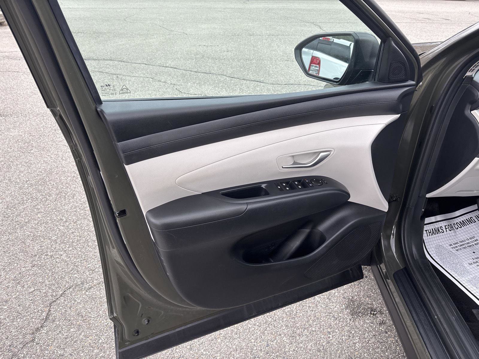 Used 2025 Hyundai Tucson SEL image 11