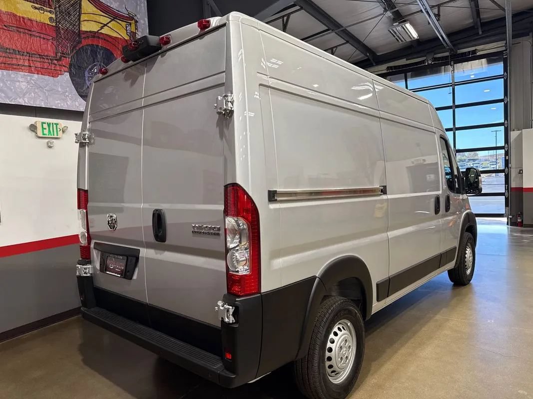 Used 2026 RAM ProMaster 1500 w/ Safety Group FWD image 39