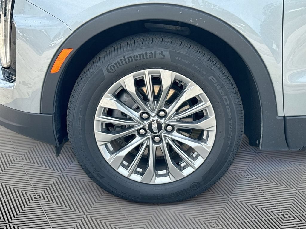Certified 2024 Cadillac XT4 Premium Luxury FWD image 10