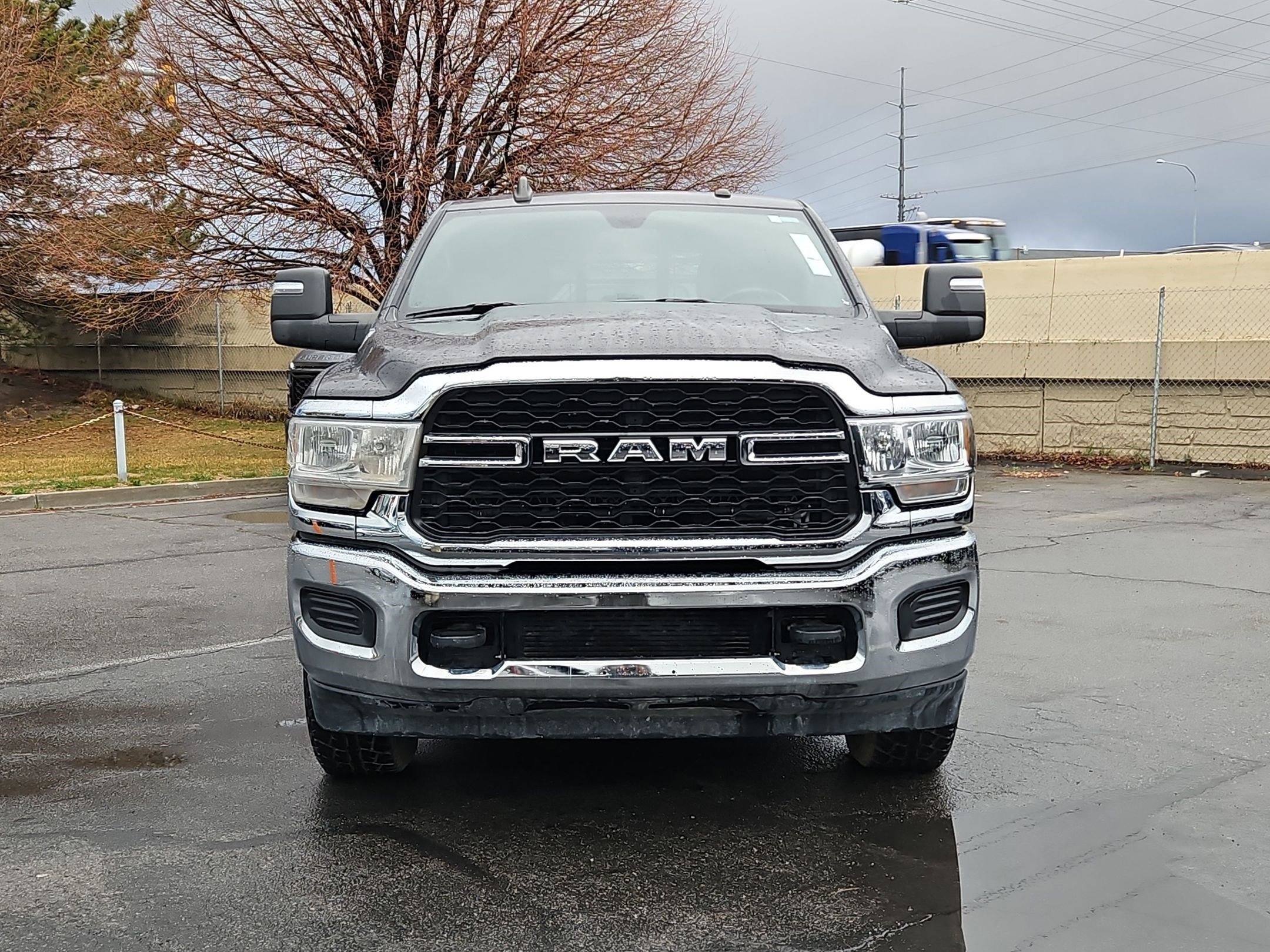 Used 2024 RAM 3500 Tradesman w/ Chrome Appearance Group image 12