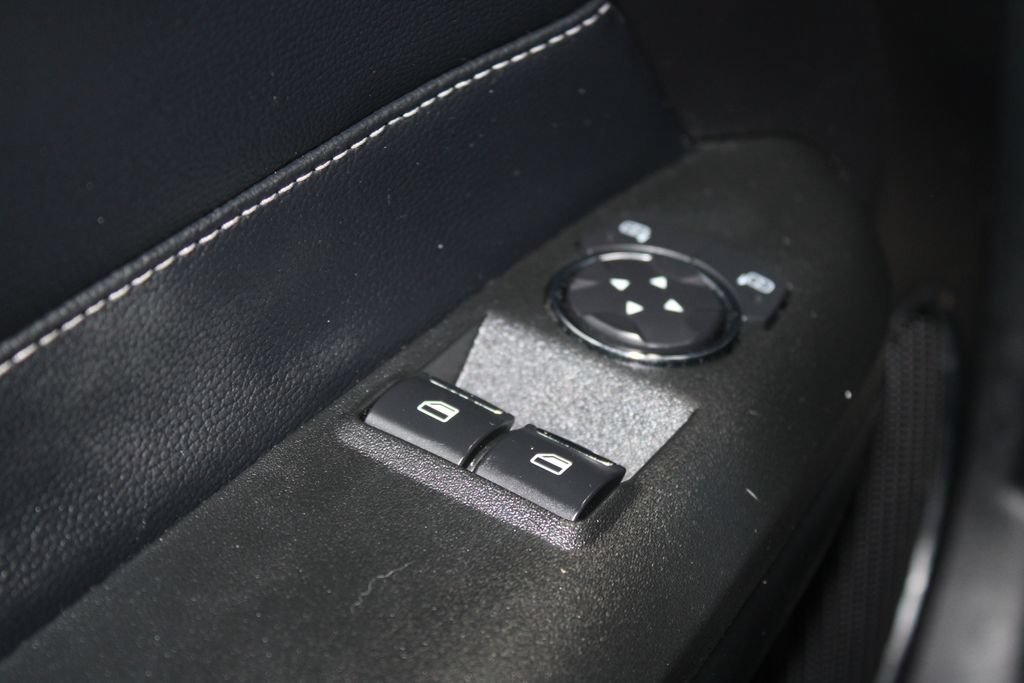 Used 2021 Ford Mustang Premium RWD image 33