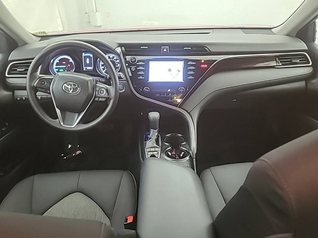 Used 2019 Toyota Camry LE FWD image 21
