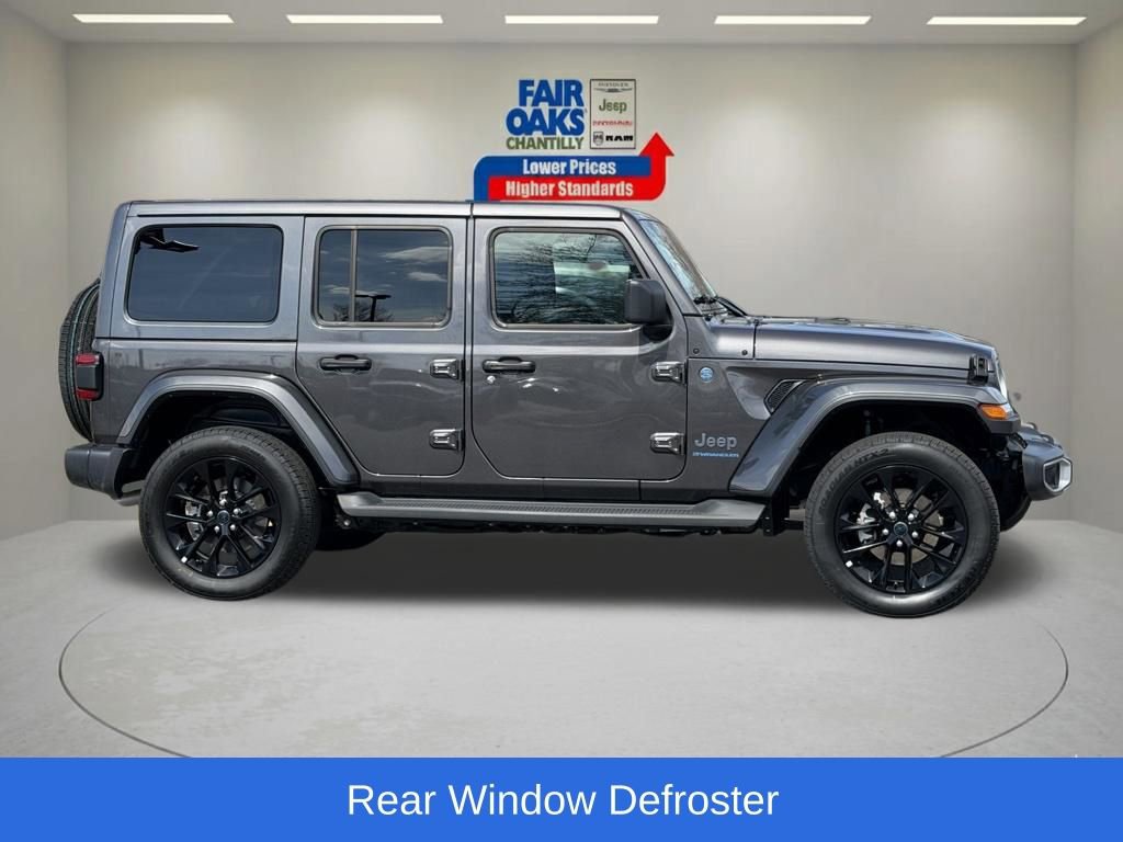 Certified 2025 Jeep Wrangler Unlimited Sahara AWD/4WD image 6