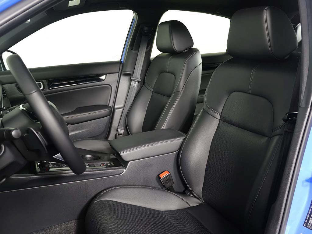Used 2025 Honda Civic Sport Touring image 28